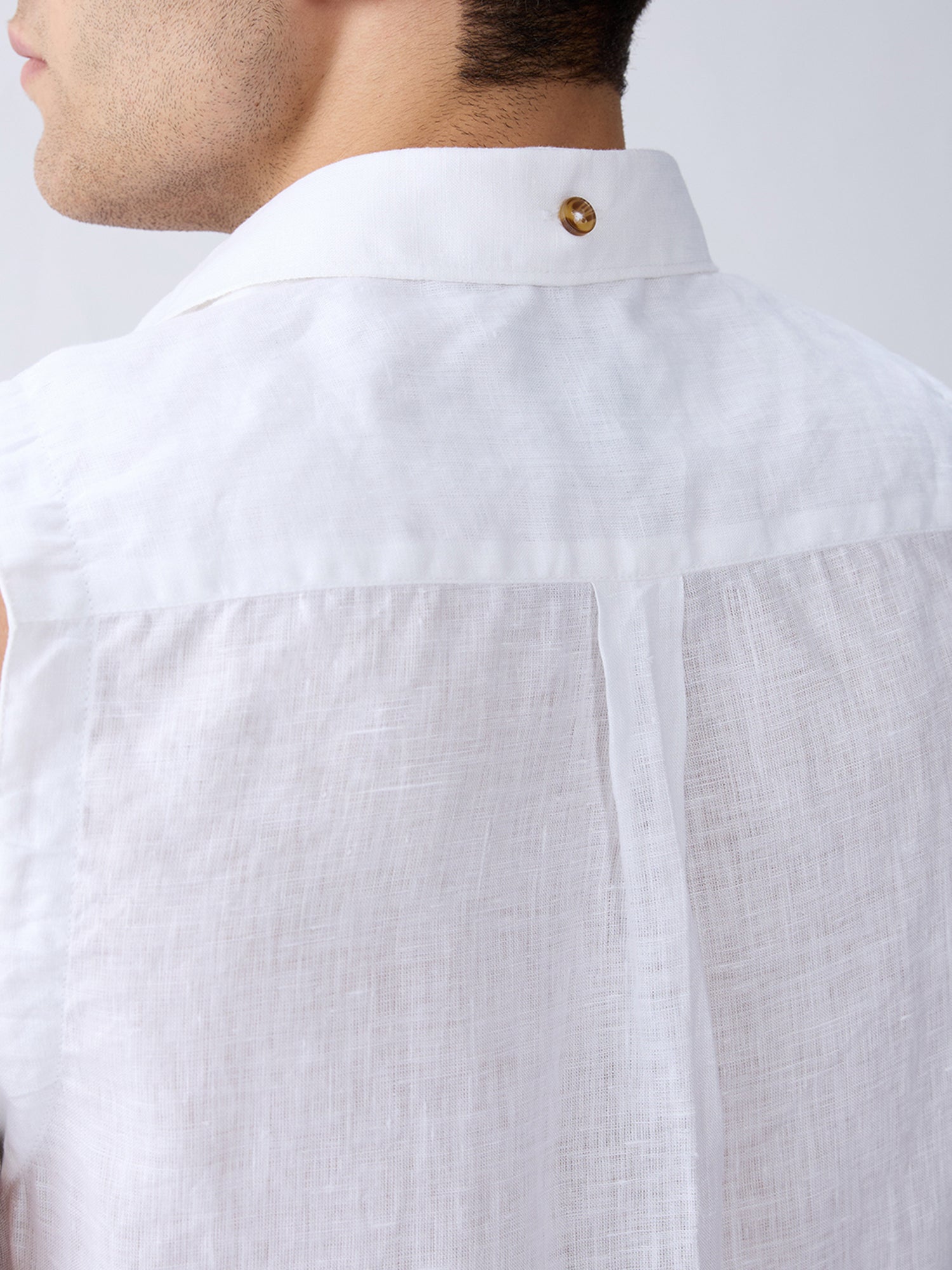 Cloudcut | White 100% Pure Linen Sleeveless Shirt (With Detachable Collar)